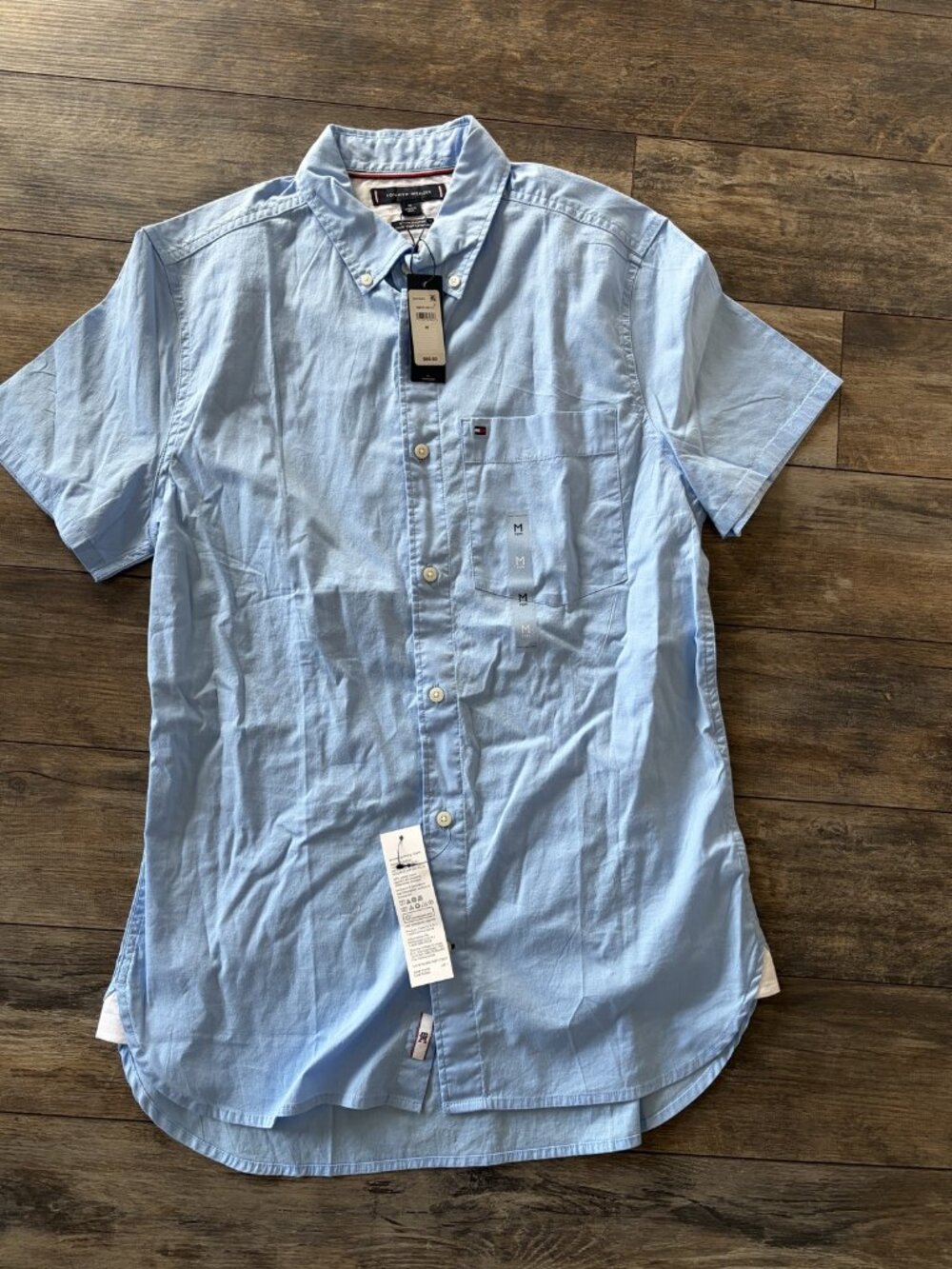 Tommy Hilfiger Men's Light Blue Short Sleeve Shirt Size M Slim Fit NWT